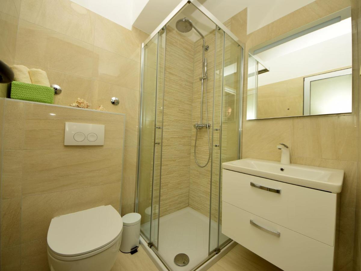 Apartment Mornar-2 By Interhome Trogir Eksteriør bilde