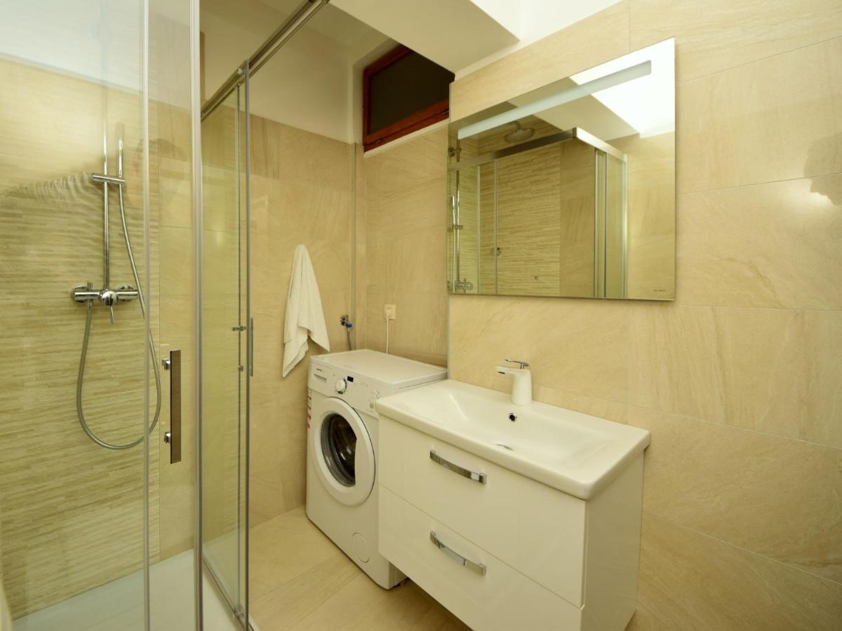 Apartment Mornar-2 By Interhome Trogir Eksteriør bilde