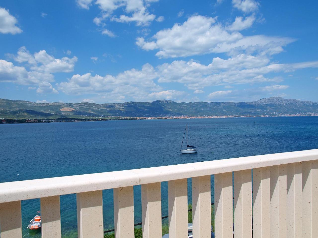 Apartment Mornar-2 By Interhome Trogir Eksteriør bilde